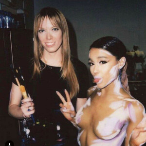 Celeb Naked Ariana Grande 029 pic
