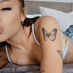 Ariana Grande Sexy (2 New Photos) - Leaked Nudes
