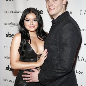 Celebrity Leaked Nude Photo Ariel Winter 033 pic
