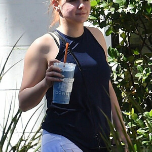 Naked Celebrity Ariel Winter 040 pic