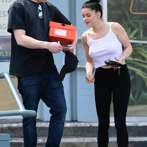 Famous Nude Ariel Winter 100 pic
