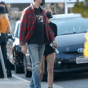 Ashley Benson & G-Eazy Have Lunch with a Friend in LA (62 Photos) - Leaked Nudes