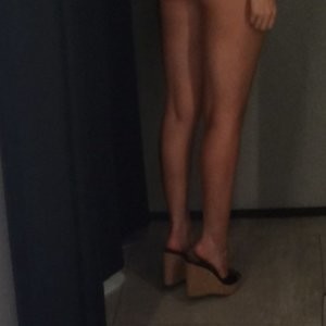 Newest Celebrity Nude Ashley Mulheron 212 pic