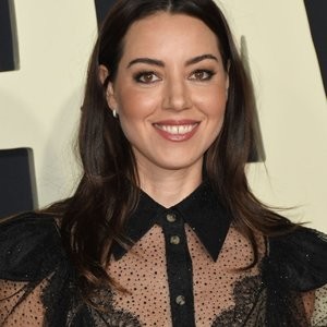Naked celebrity picture Aubrey Plaza 066 pic
