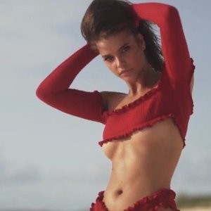Hot Naked Celeb Barbara Palvin 007 pic