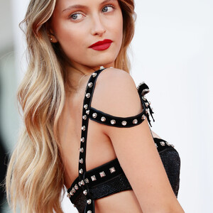 Nude Celeb Pic Beatrice Vendramin 022 pic