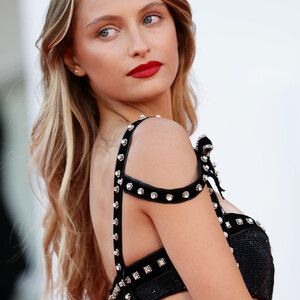Naked Celebrity Pic Beatrice Vendramin 027 pic