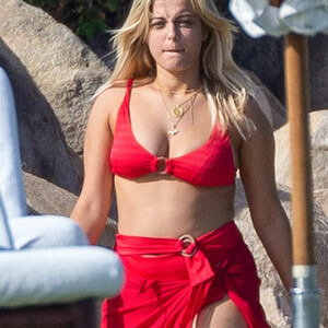 Bebe Rexha Shows Off Her Curves in a Red Bikini (33 Photos) – Leaked Nudes