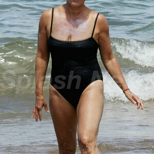 Real Celebrity Nude Belinda Carlisle 003 pic