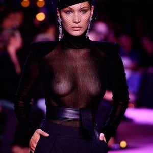 Naked Celebrity Pic Bella Hadid 036 pic