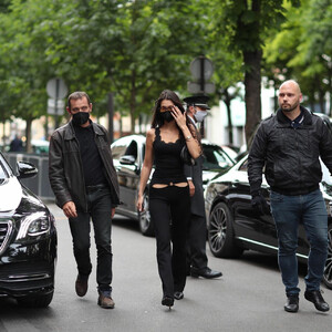 Real Celebrity Nude Bella Hadid 060 pic