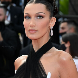 celeb nude Bella Hadid 026 pic