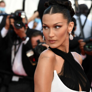 Celebrity Naked Bella Hadid 107 pic