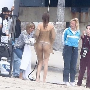 Free nude Celebrity Bella Hadid 119 pic