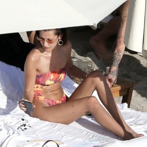 Nude Celebrity Picture Bella Hadid 119 pic