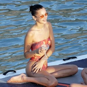 Naked Celebrity Pic Bella Hadid 135 pic