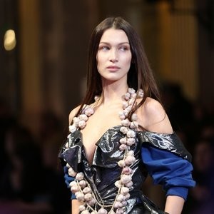 Bella Hadid Shows Her Tits at the Catwalk at Vivienne Westwood Fashion Show (30 Photos) - Leaked Nudes