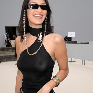 Real Celebrity Nude Bella Hadid 008 pic