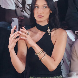 Naked celebrity picture Bella Hadid 080 pic