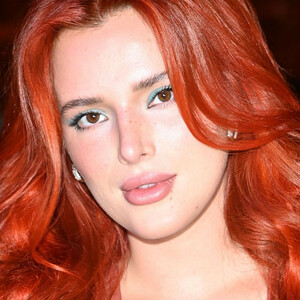 Hot Naked Celeb Bella Thorne 008 pic