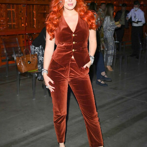 Best Celebrity Nude Bella Thorne 019 pic