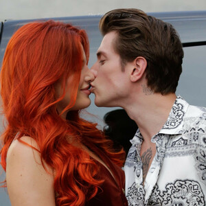Free Nude Celeb Bella Thorne 035 pic