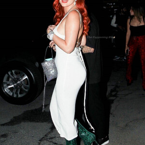 Celeb Nude Bella Thorne 030 pic
