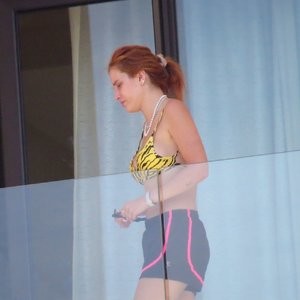 Real Celebrity Nude Bella Thorne 023 pic