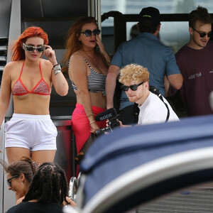 nude celebrities Bella Thorne 030 pic