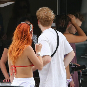 Free Nude Celeb Bella Thorne 032 pic