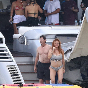 Celebrity Naked Bella Thorne 042 pic
