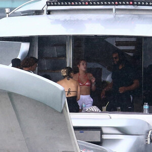 Nude Celeb Bella Thorne 065 pic