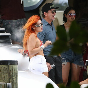 Newest Celebrity Nude Bella Thorne 089 pic