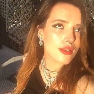 Leaked Celebrity Pic Bella Thorne 018 pic