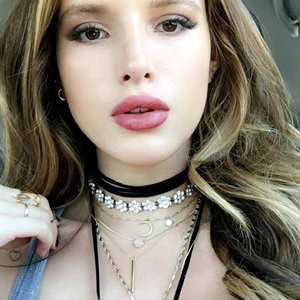 Leaked Celebrity Pic Bella Thorne 008 pic
