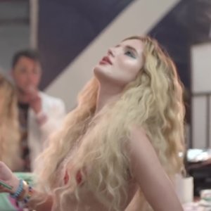 Bella Thorne Sexy (5 Pics + Gifs & Videos) – Leaked Nudes