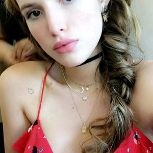 Leaked Celebrity Pic Bella Thorne 007 pic