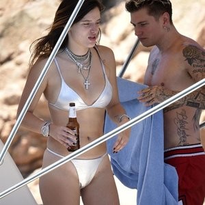 Naked celebrity picture Bella Thorne 035 pic