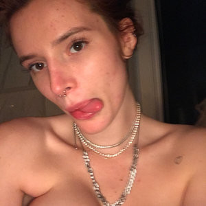 Bella Thorne Sexy & Topless (8 New Photos + Gifs) – Leaked Nudes