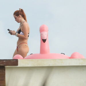 Nude Celeb Bella Thorne 009 pic