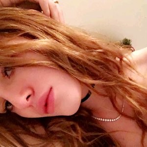 Bella Thorne Topless (1 New Photo) - Leaked Nudes