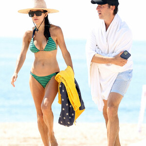 Celebrity Leaked Nude Photo Bethenny Frankel 012 pic