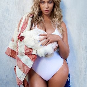 celeb nude Beyonce 001 pic