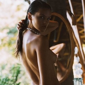 Free Nude Celeb Bianca Mihoc 014 pic
