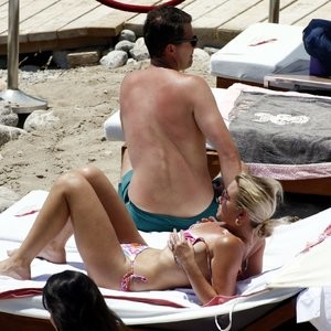 Celeb Naked Billie Faiers 026 pic