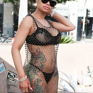 Celebrity Nude Pic Blac Chyna 014 pic