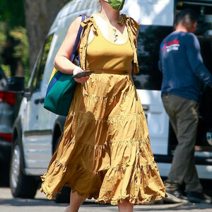 Nude Celeb Pic Busy Philipps 010 pic