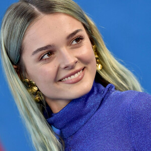 Nude Celeb Charlotte Lawrence 035 pic