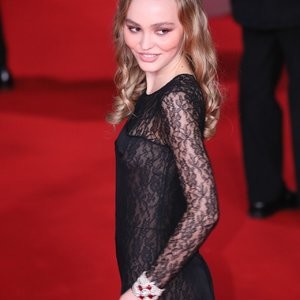 Nude Celebrity Picture Lily-Rose Depp 056 pic
