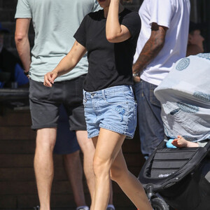 Free Nude Celeb Natalie Portman 032 pic